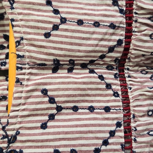 Crown & Ivy Sleeveless Summer Top - Picture 4 of 7